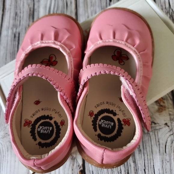 Livie and Luca Ruche Mary Jane Shoes New Without Box - Picture 1 of 7